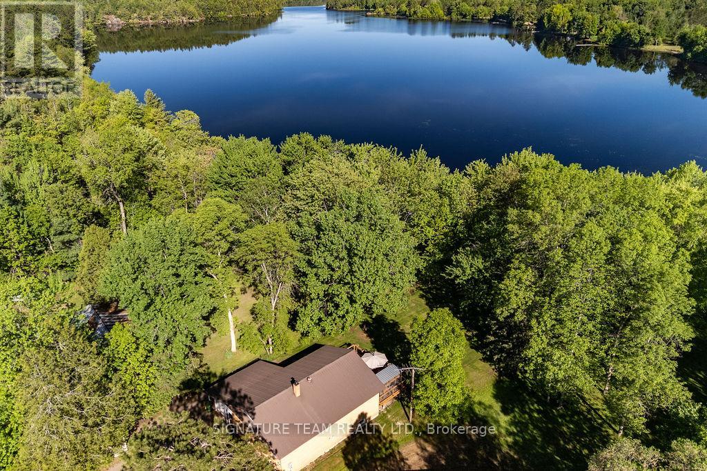 1706 Black Bay Road, Petawawa, Ontario  K8H 2W8 - Photo 2 - X13244220