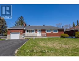 11 DONNA STREET, Ottawa, Ontario