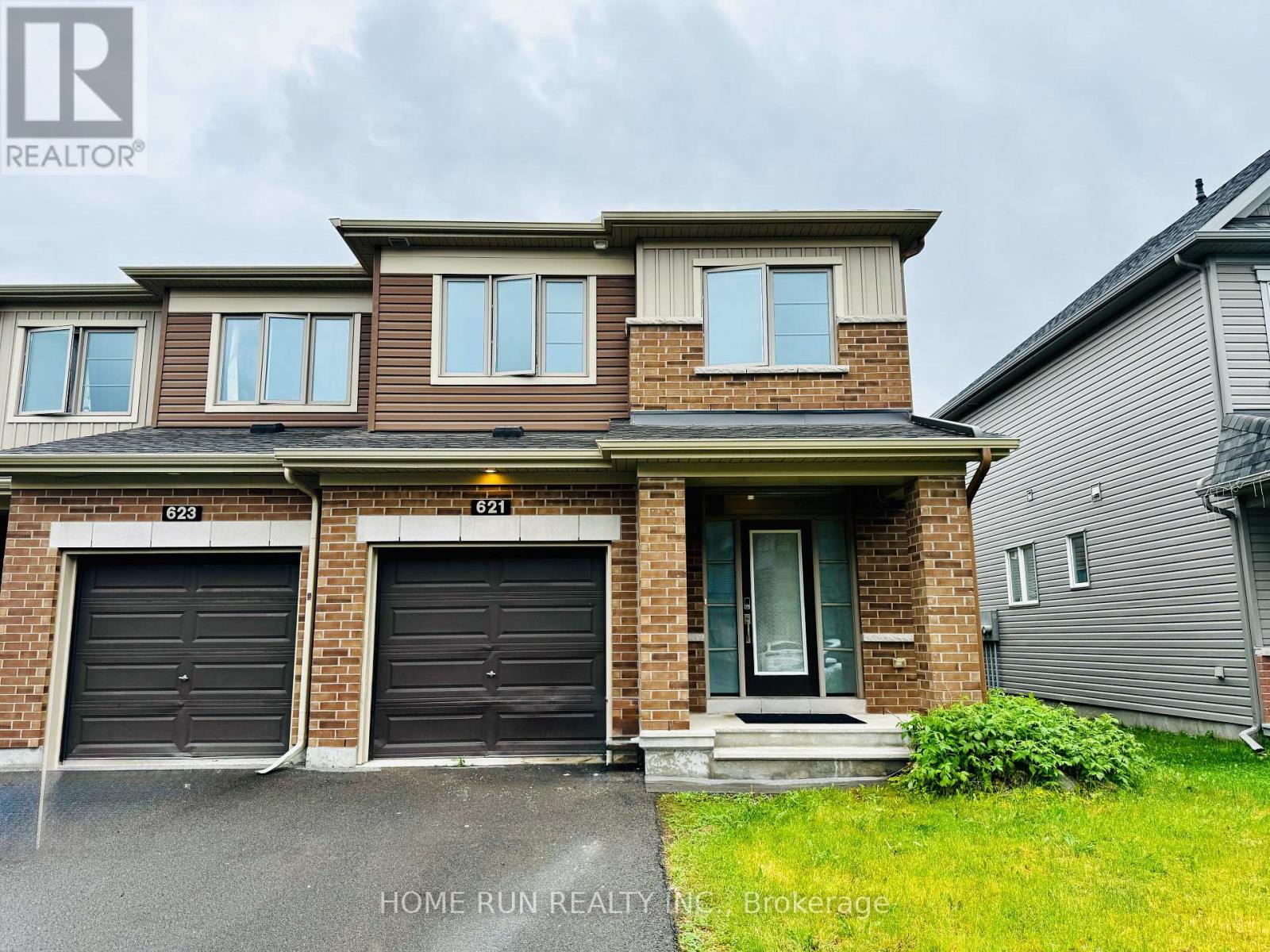 621 LAURALEAF CRESCENT, Ottawa, Ontario