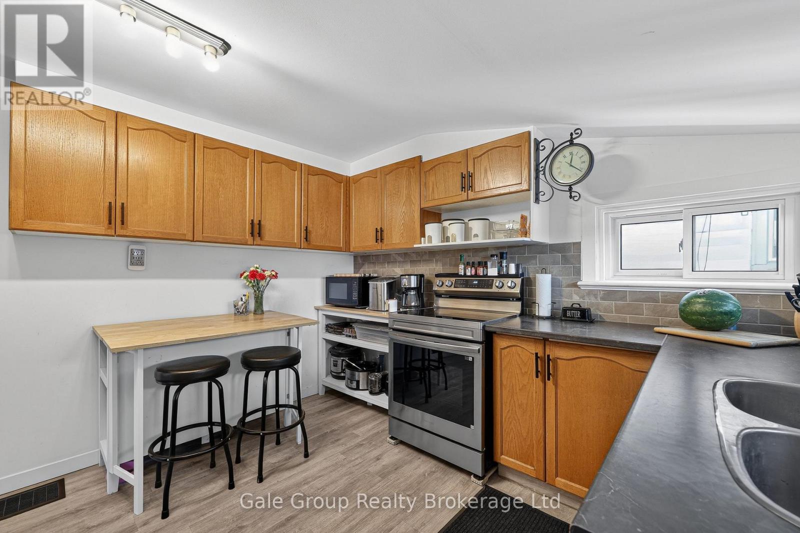 330 Queen Street, Woodstock, Ontario N4S 1M1 - Photo 7 - X13429930