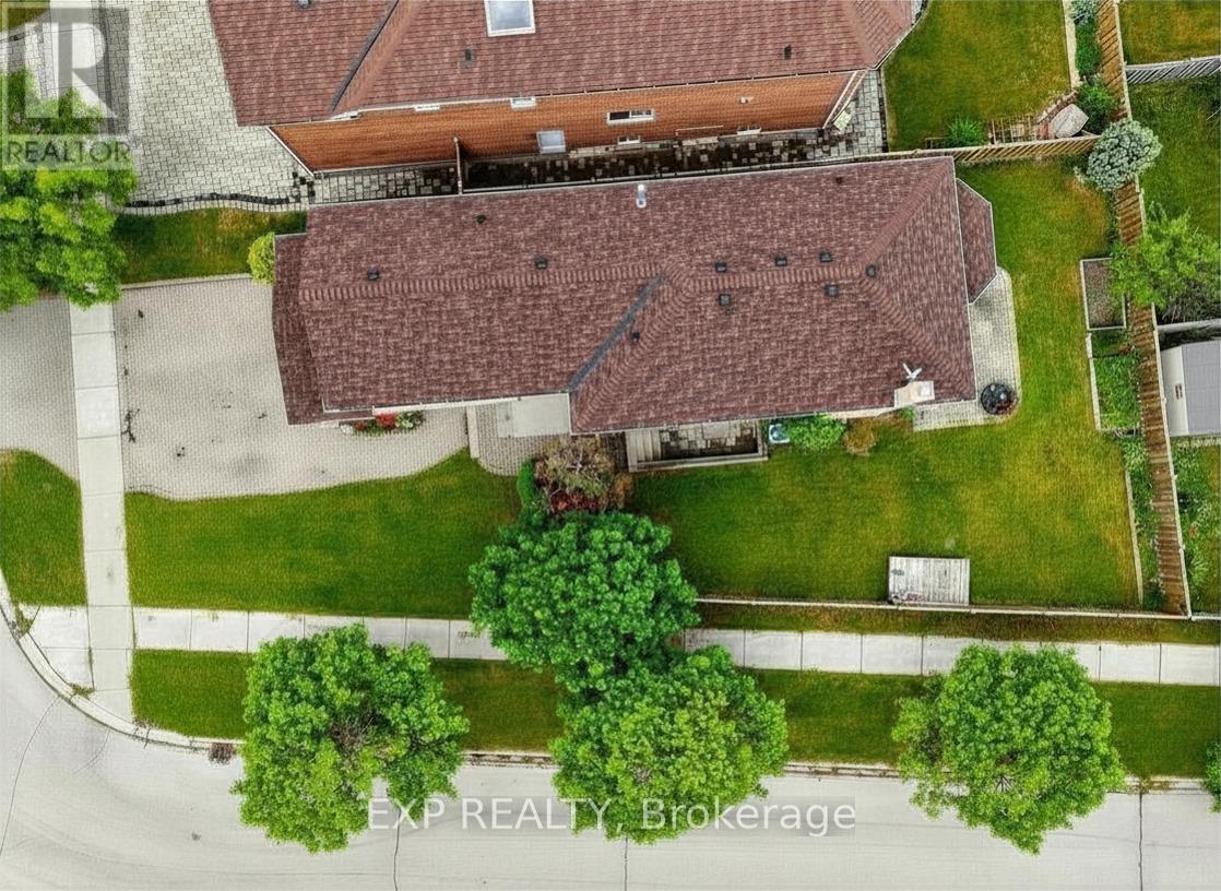 64 Leno Mills Avenue, Richmond Hill, Ontario  L4S 1C3 - Photo 26 - N13429694