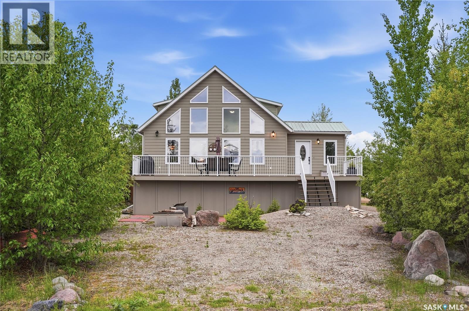 10 Islander Drive, Candle Lake, Saskatchewan  S0J 3E0 - Photo 1 - SK038555