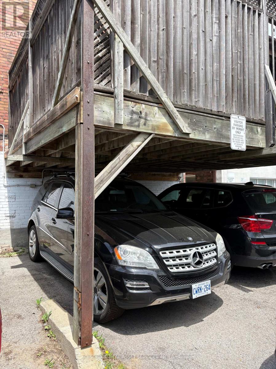 Main Floor - 2241 Queen Street E, Toronto, Ontario  M4E 1G1 - Photo 26 - E13429918