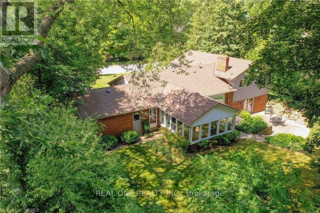 262 CARDINAL DRIVE, Oakville, Ontario