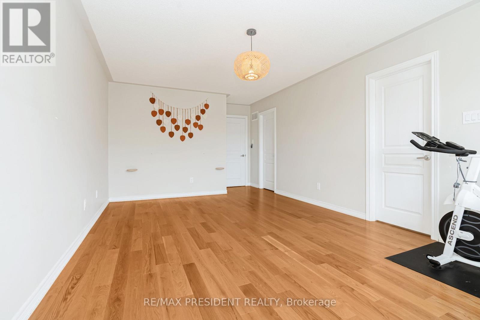 4 Pendulum Circle, Brampton, Ontario  L6R 3N5 - Photo 26 - W13424104