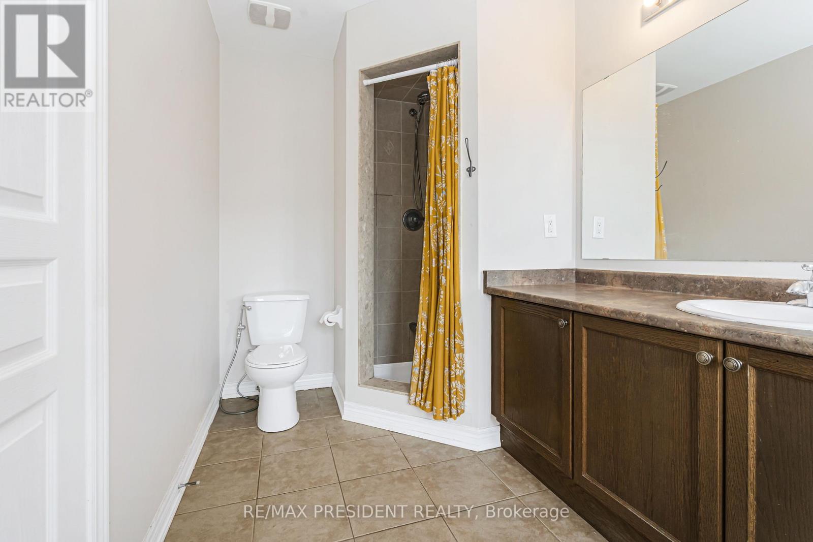 4 Pendulum Circle, Brampton, Ontario  L6R 3N5 - Photo 35 - W13424104