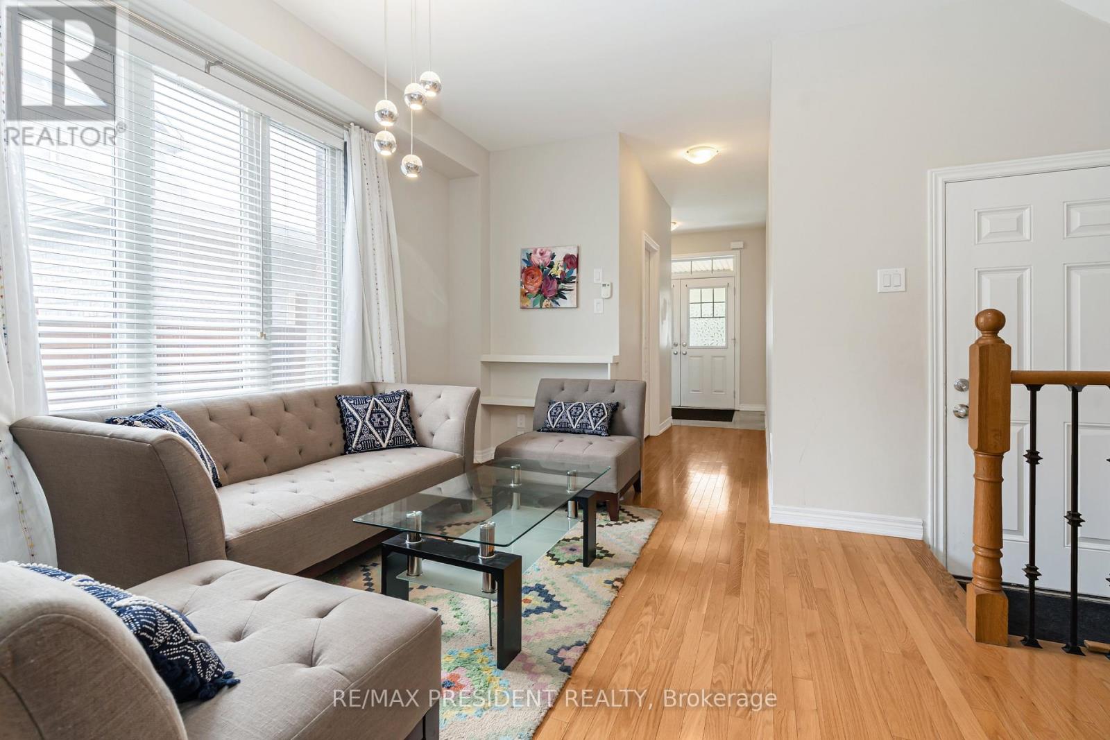 4 Pendulum Circle, Brampton, Ontario  L6R 3N5 - Photo 9 - W13424104