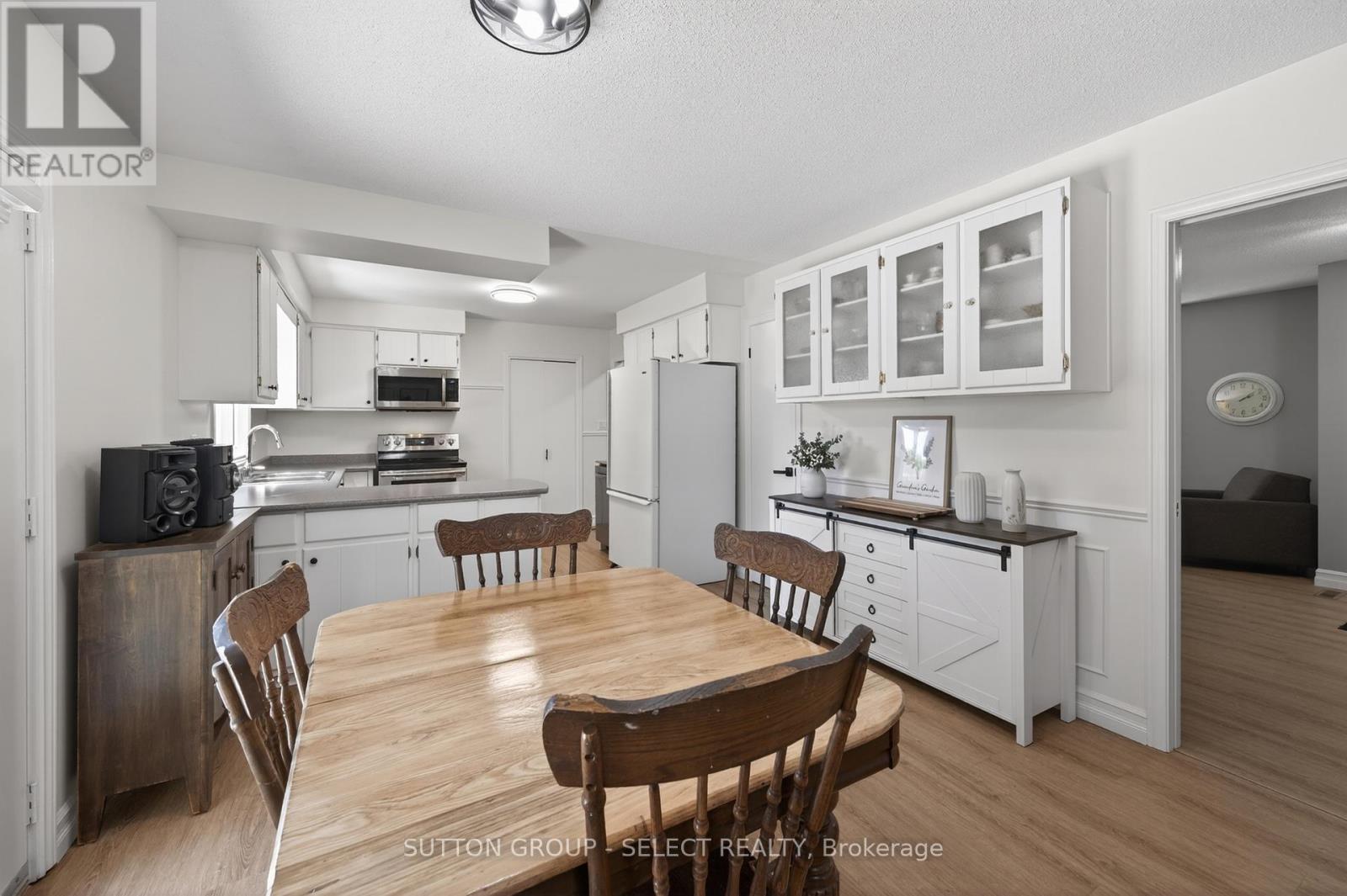 268 Margaret Street, Middlesex Centre, Ontario  N0M 2A0 - Photo 12 - X13430048