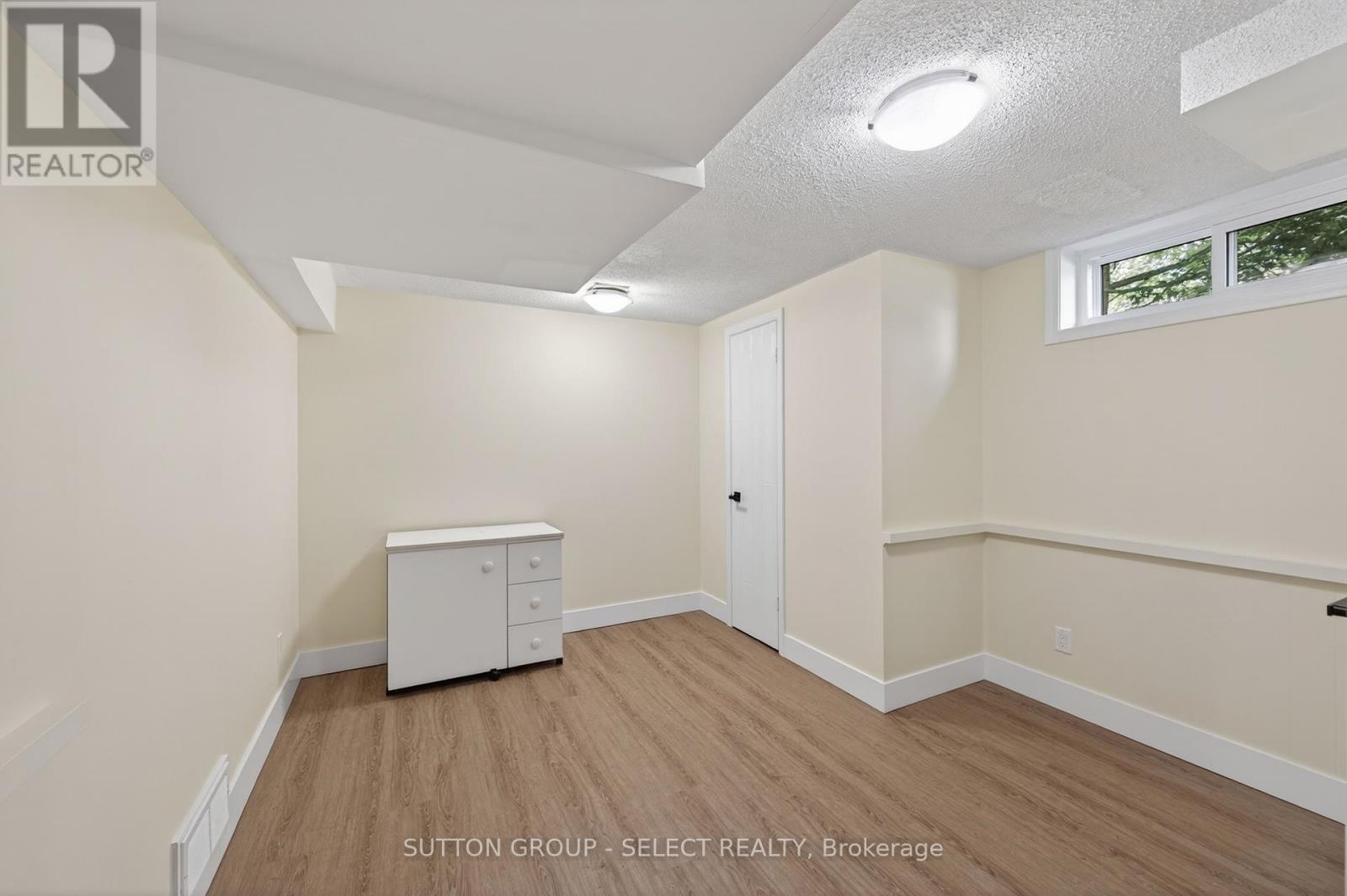 268 Margaret Street, Middlesex Centre, Ontario  N0M 2A0 - Photo 26 - X13430048