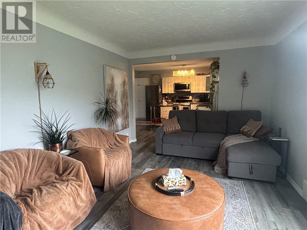 180 Landry Street, Azilda, Ontario  P0M 1B0 - Photo 12 - 2128474