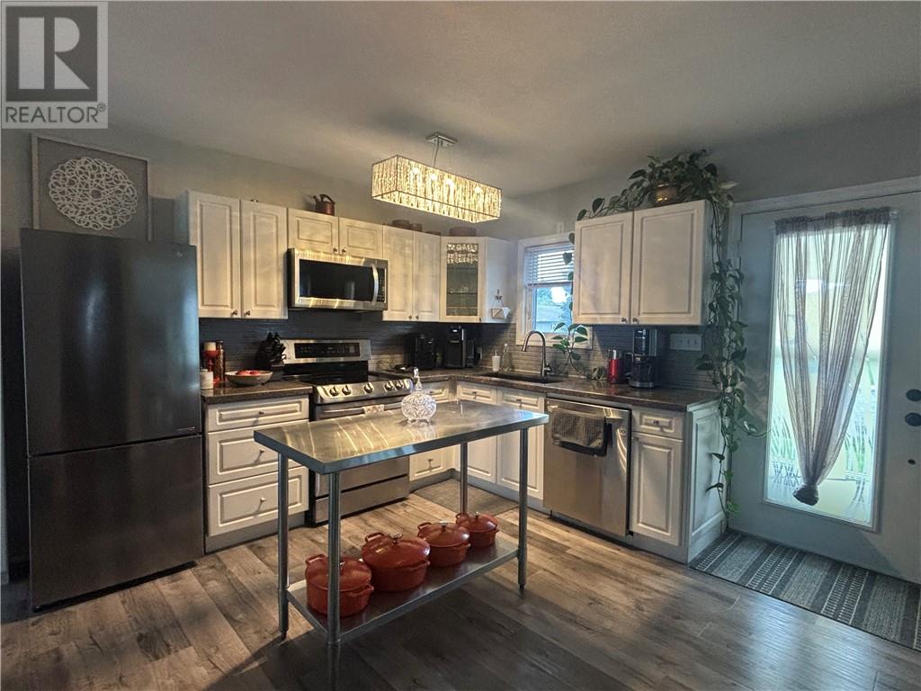 180 Landry Street, Azilda, Ontario  P0M 1B0 - Photo 8 - 2128474
