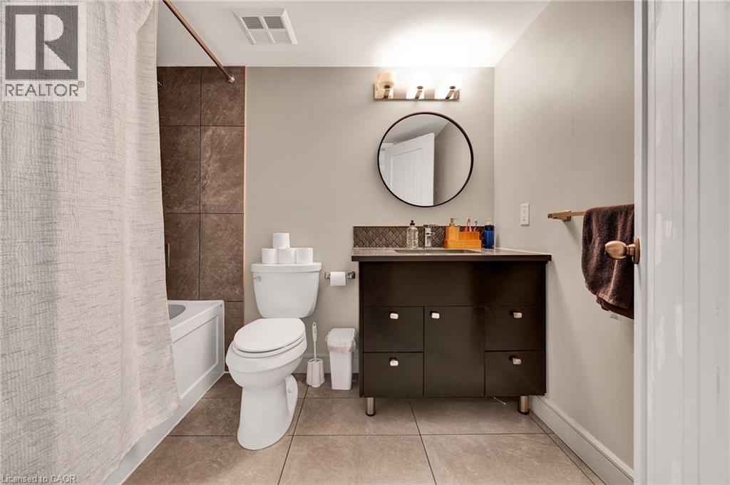 5 Father David Bauer Drive Unit# 402, Waterloo, Ontario N2L 6M2 - Photo 15 - 40838623