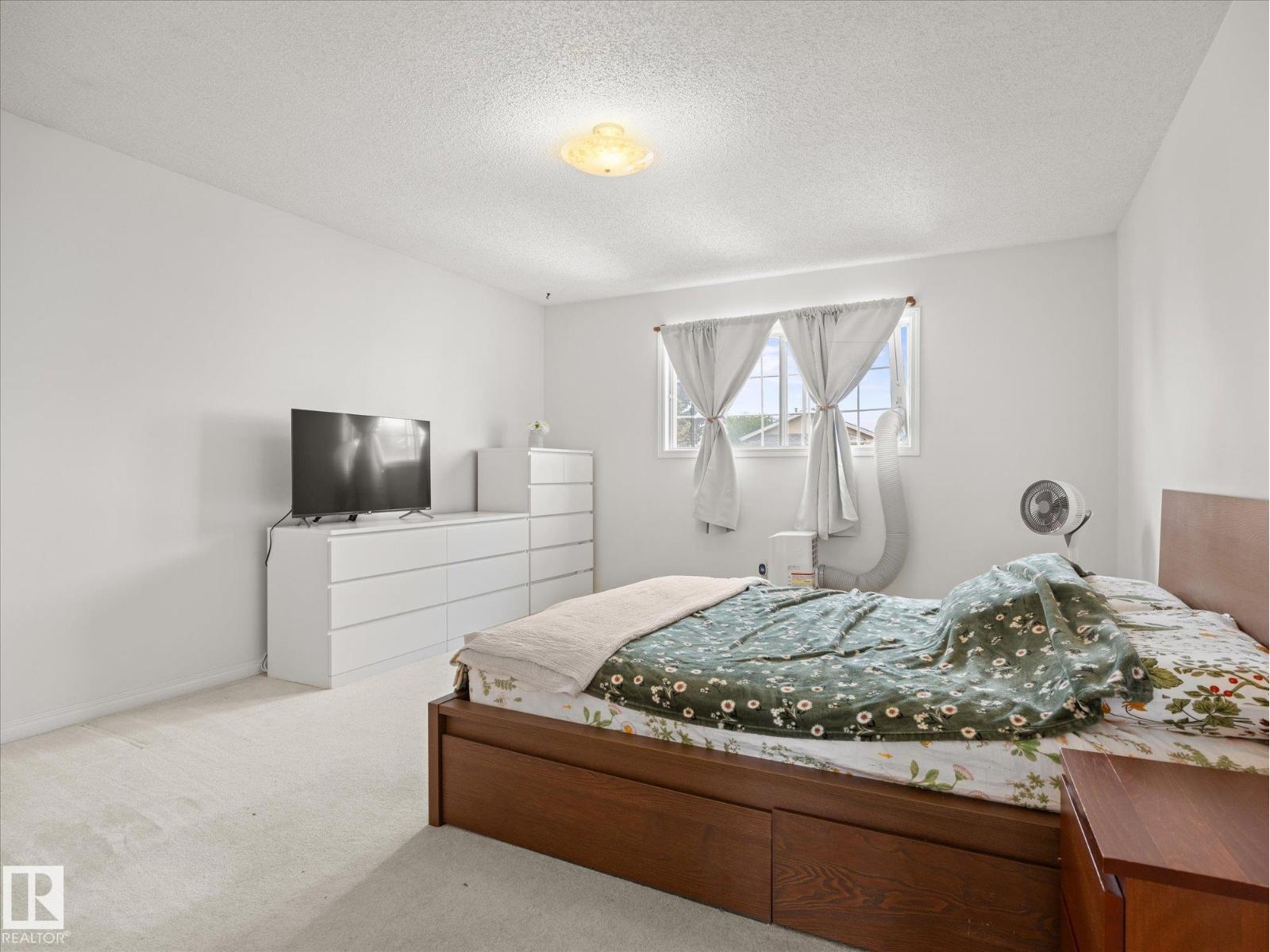 10805 20 Av NW, Edmonton, Alberta  T6J 5W5 - Photo 15 - E4492954