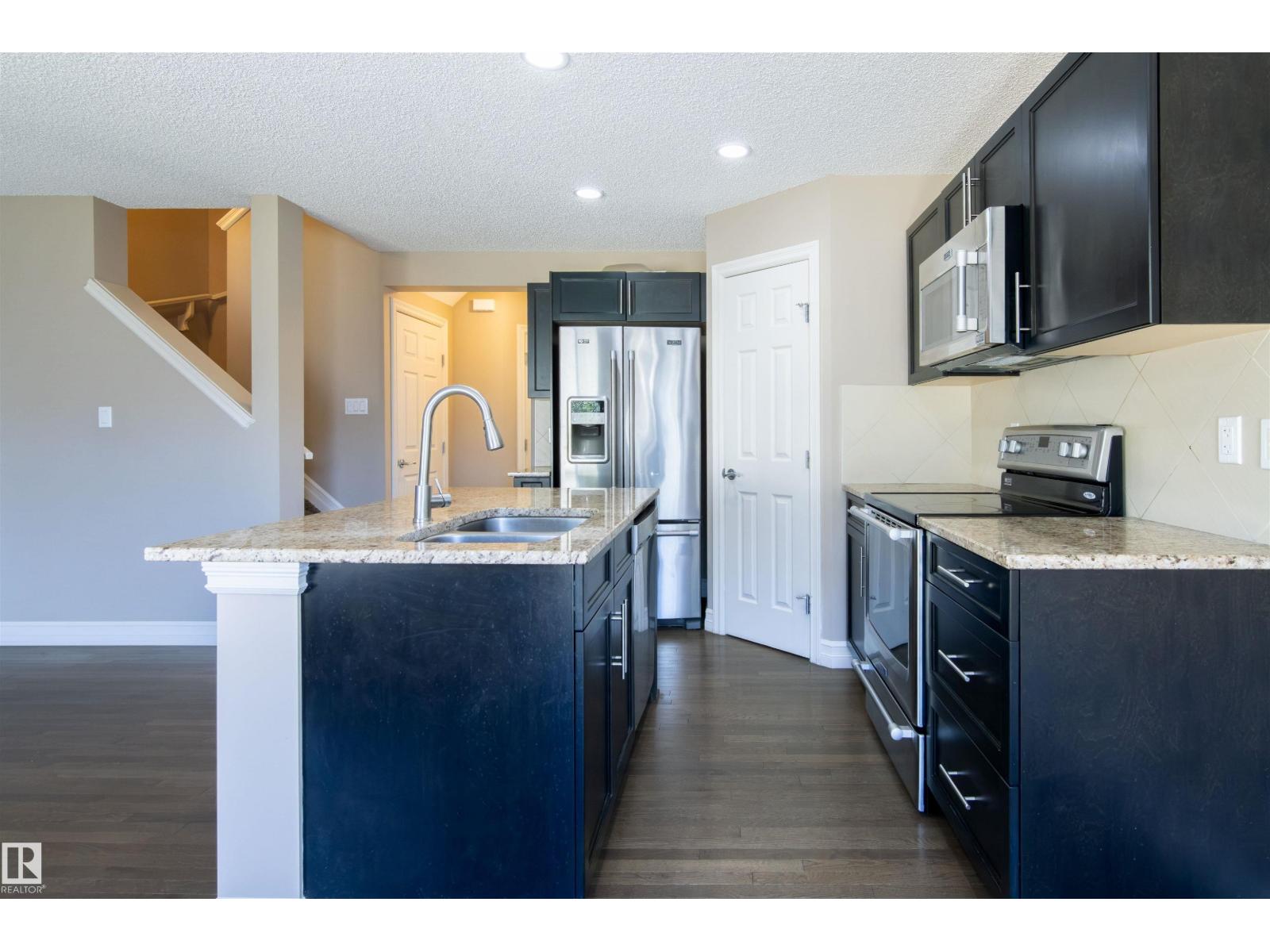 1118 162 St SW, Edmonton, Alberta  T6W 2L1 - Photo 10 - E4492956