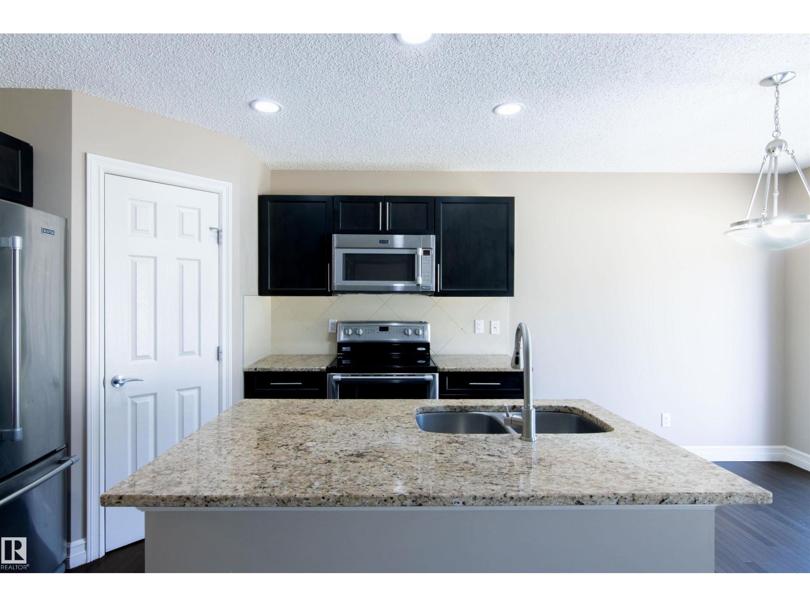 1118 162 St SW, Edmonton, Alberta  T6W 2L1 - Photo 11 - E4492956