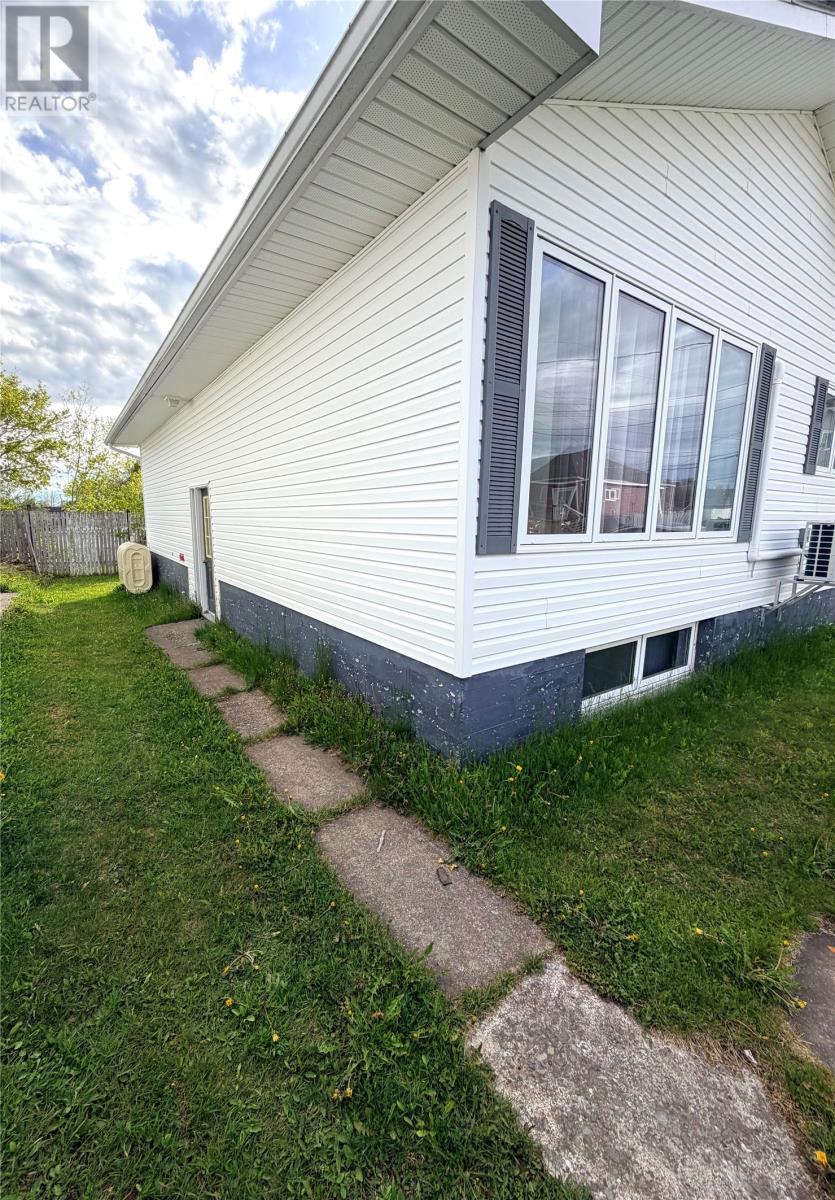 2 Pleasant Street, Grand Falls - Windsor, Newfoundland & Labrador A2B 1J1 - Photo 26 - 1298823