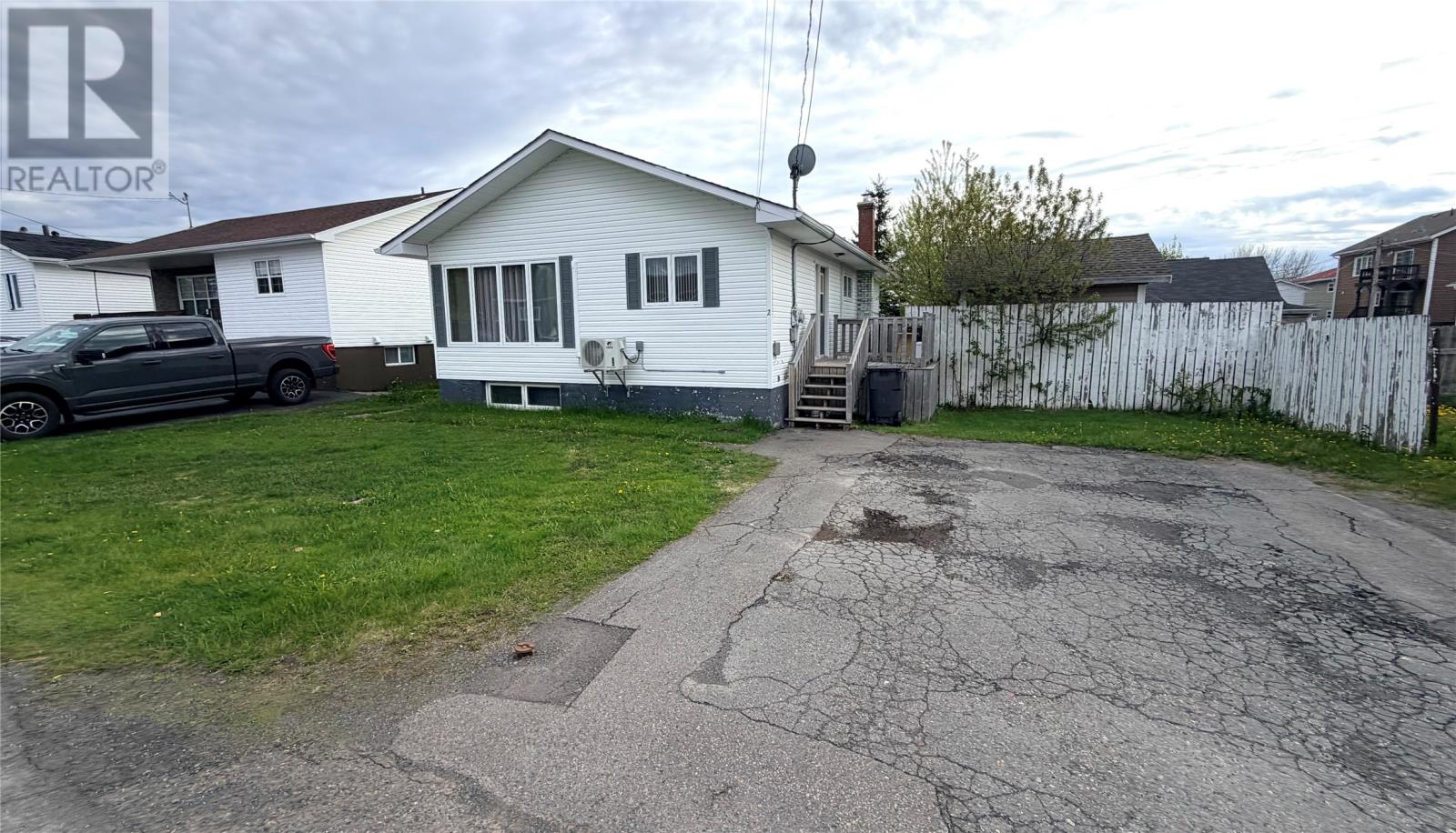 2 Pleasant Street, Grand Falls - Windsor, Newfoundland & Labrador A2B 1J1 - Photo 27 - 1298823