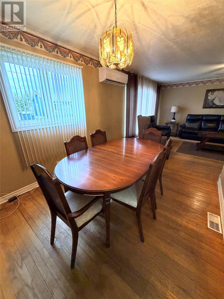 2 Pleasant Street, Grand Falls - Windsor, Newfoundland & Labrador A2B 1J1 - Photo 5 - 1298823