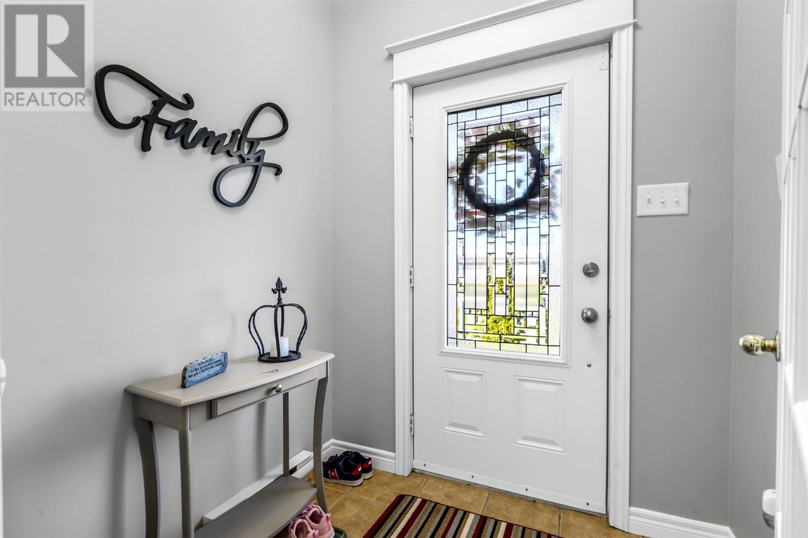 17 Gadwall Place, Mount Pearl, Newfoundland & Labrador A1N 5J8 - Photo 4 - 1298820