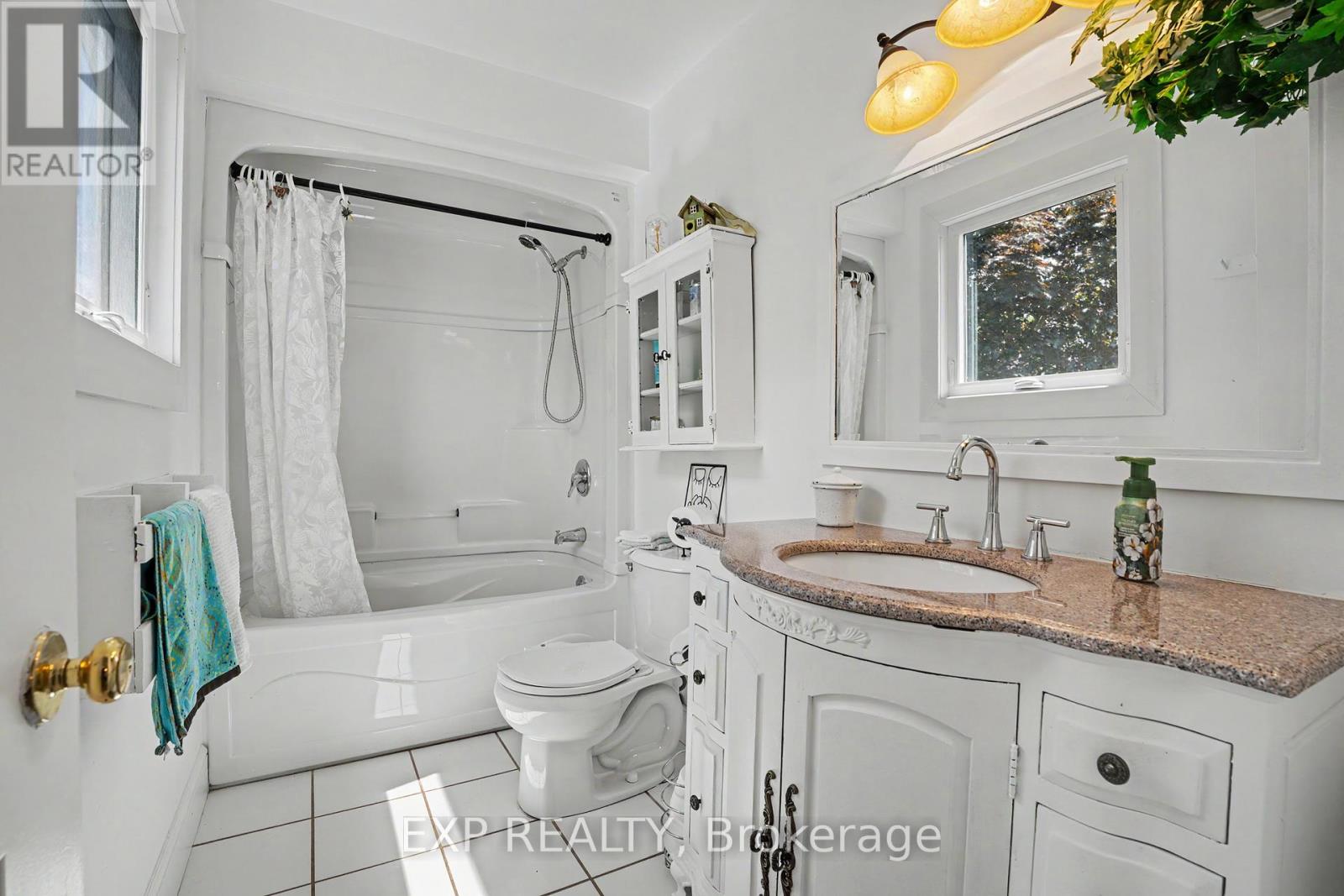 4566 Cedarbrook Lane, Lincoln, Ontario  L0R 1B5 - Photo 30 - X13430010