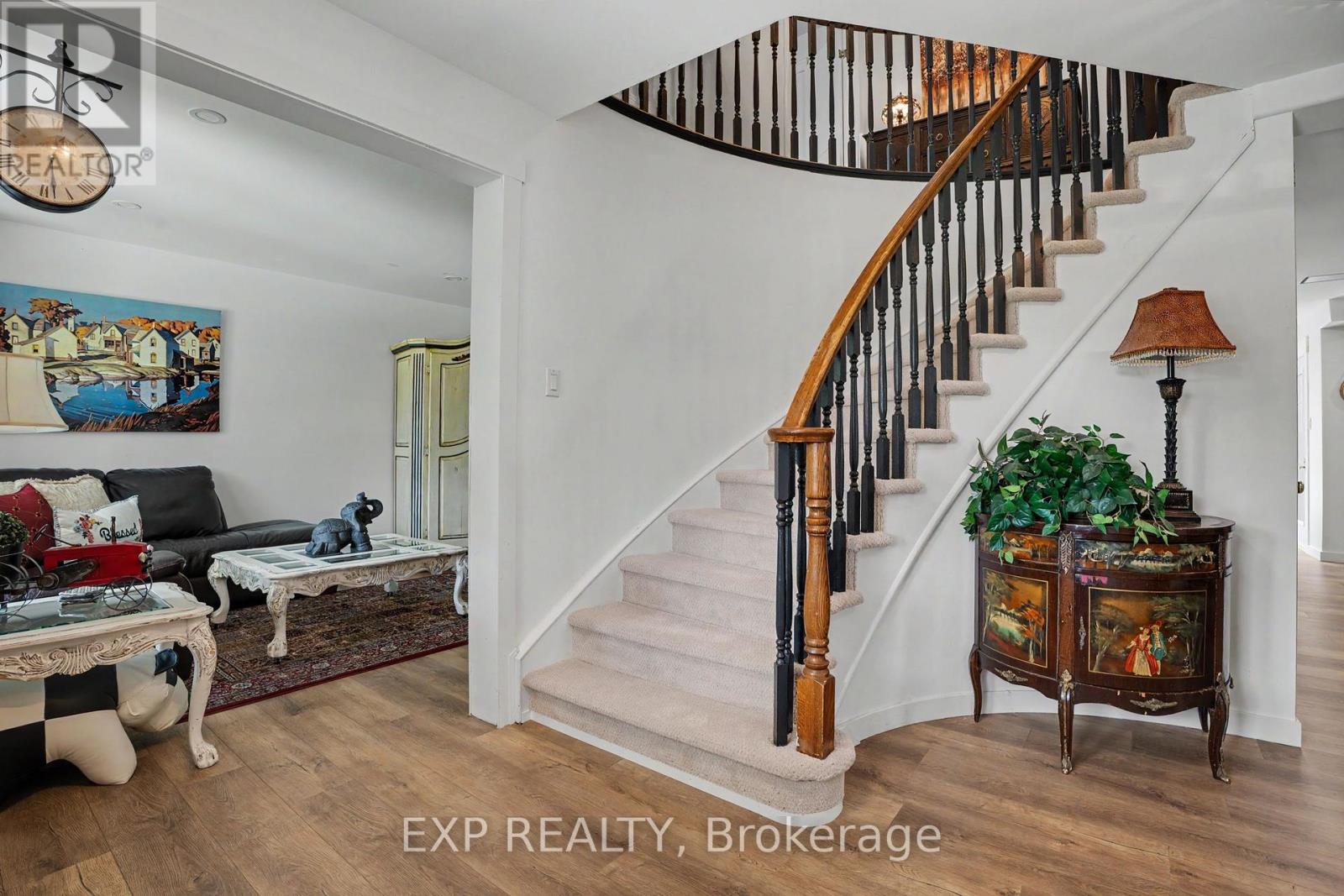 4566 Cedarbrook Lane, Lincoln, Ontario  L0R 1B5 - Photo 5 - X13430010