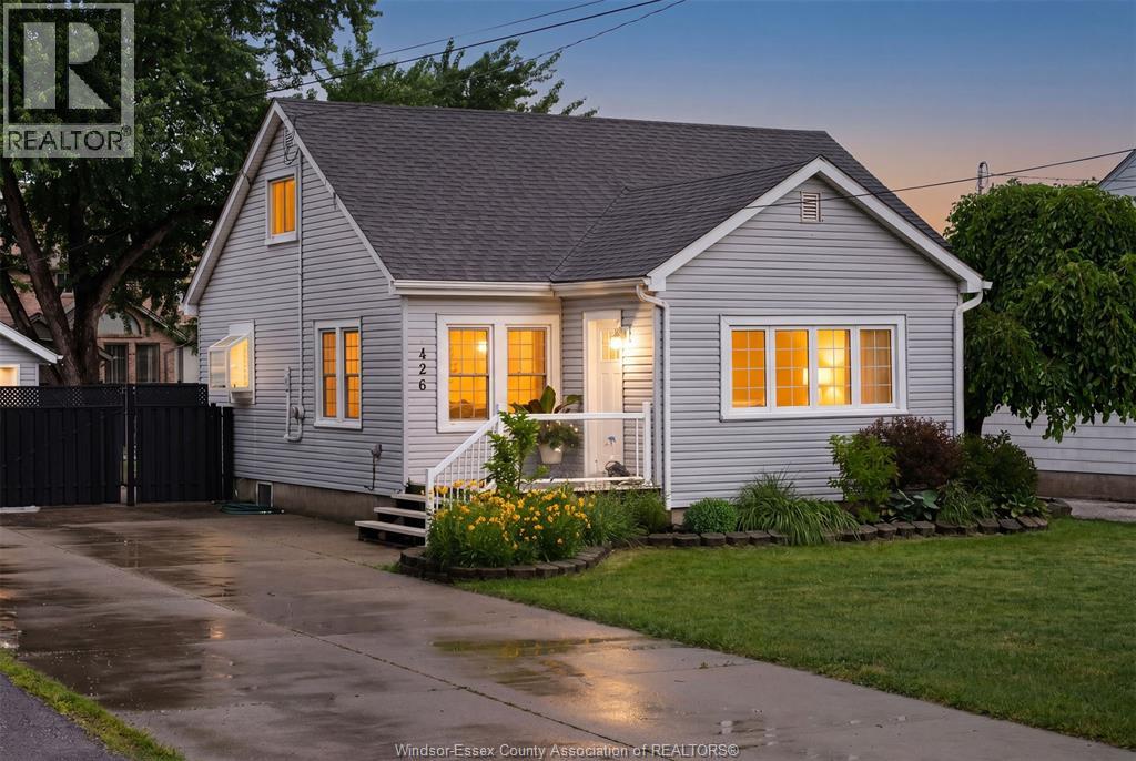 426 ST. PIERRE, Tecumseh, Ontario