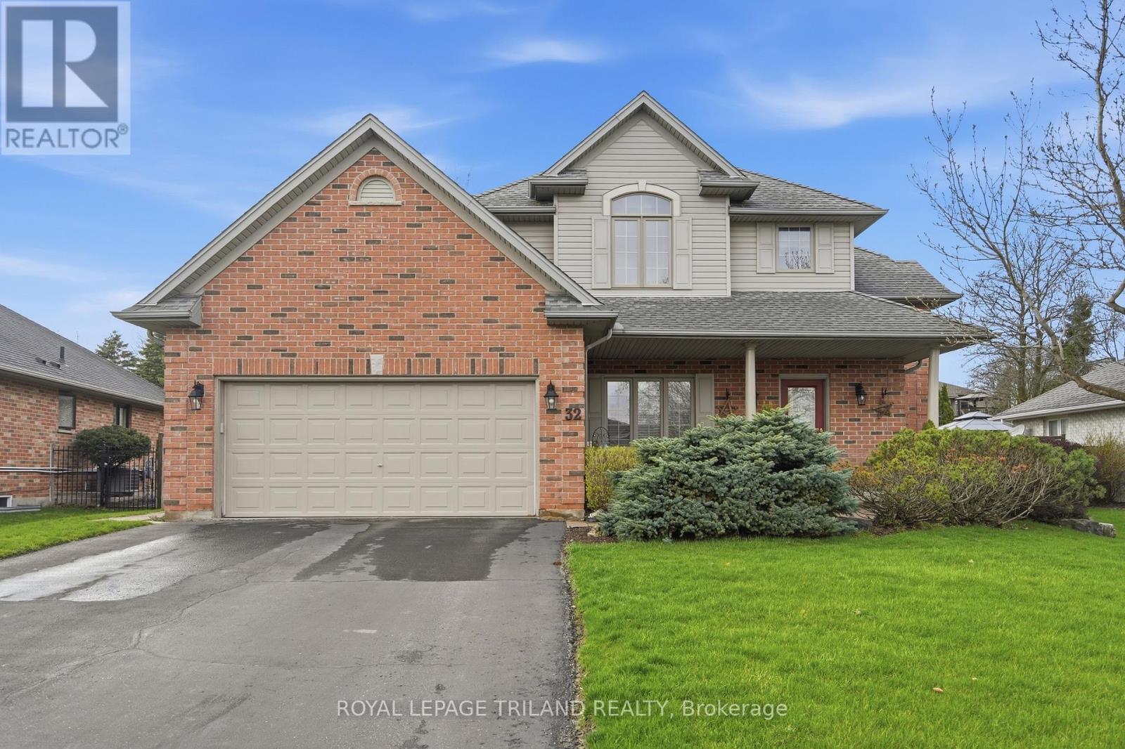 32 Wingreen Lane, Middlesex Centre, Ontario  N0L 1R0 - Photo 1 - X13430122