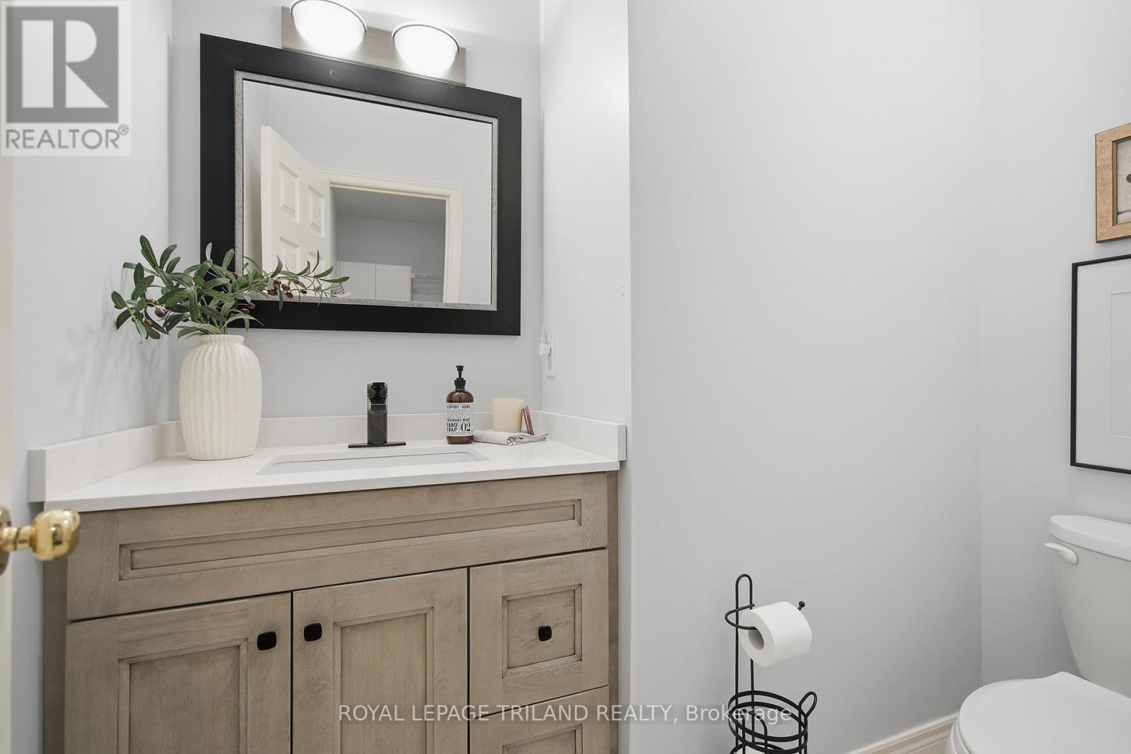 32 Wingreen Lane, Middlesex Centre, Ontario  N0L 1R0 - Photo 16 - X13430122