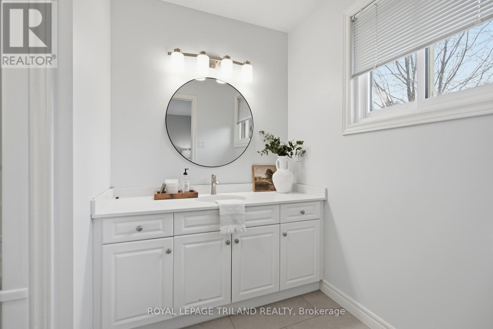 32 Wingreen Lane, Middlesex Centre, Ontario  N0L 1R0 - Photo 22 - X13430122