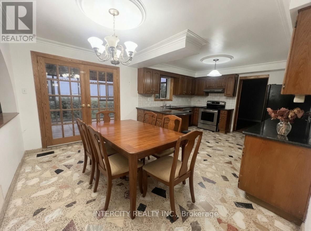 3525 Tenth Line, Bradford West Gwillimbury, Ontario L3Z 3L9 - Photo 2 - N13422752