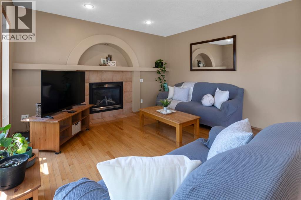 147 Hawkcliff Way NW, Calgary, Alberta  T3G 2S6 - Photo 10 - A2319467
