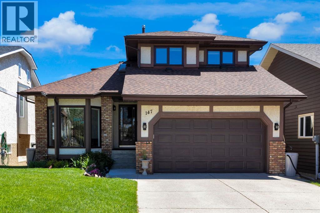 147 Hawkcliff Way NW, Calgary, Alberta
