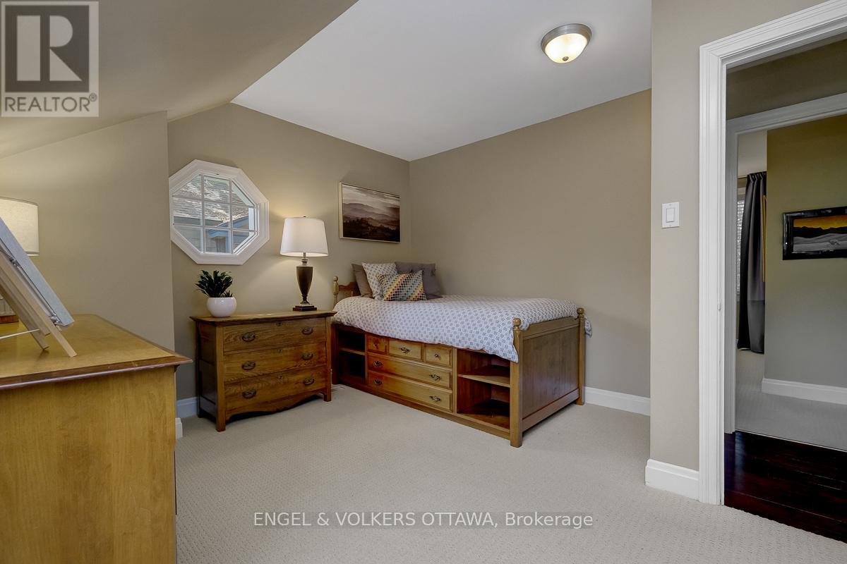 10 Rock Avenue, Ottawa, Ontario  K1M 1A6 - Photo 27 - X13430074