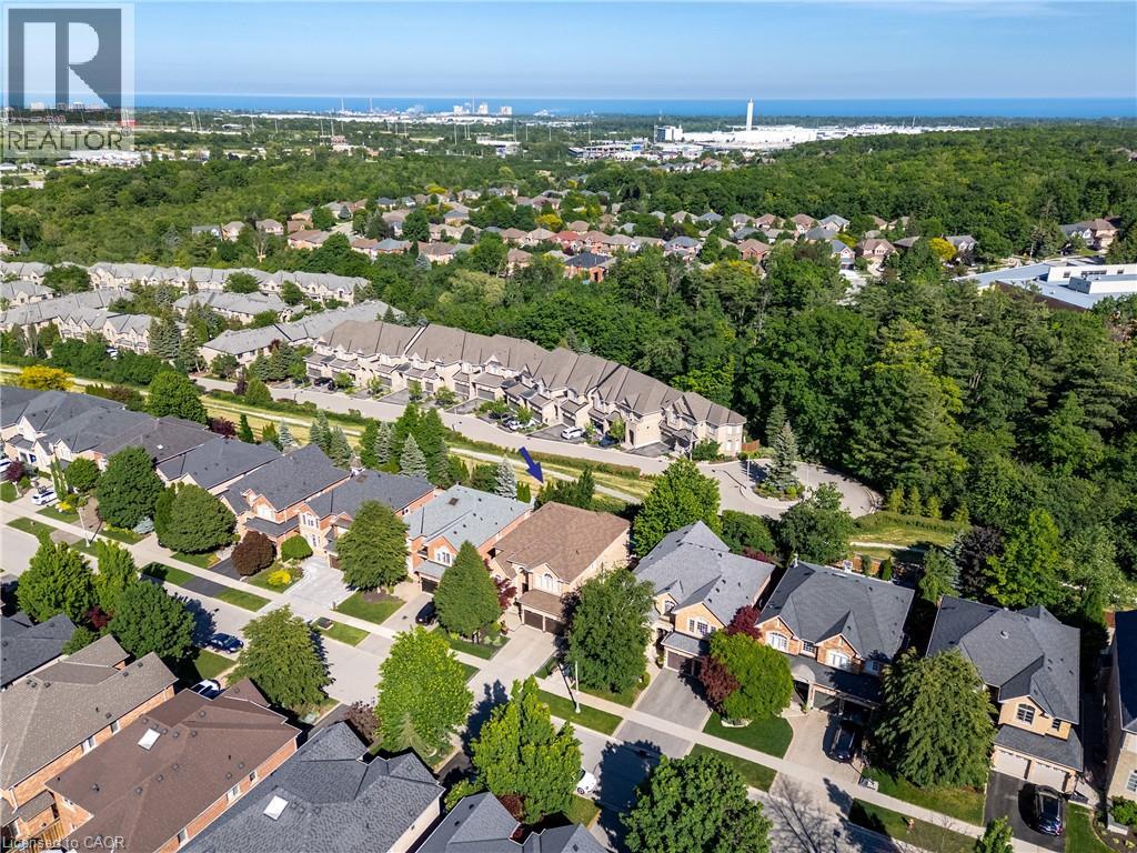 1392 Clearwater Crescent, Oakville, Ontario  L6H 7J5 - Photo 2 - 40835364