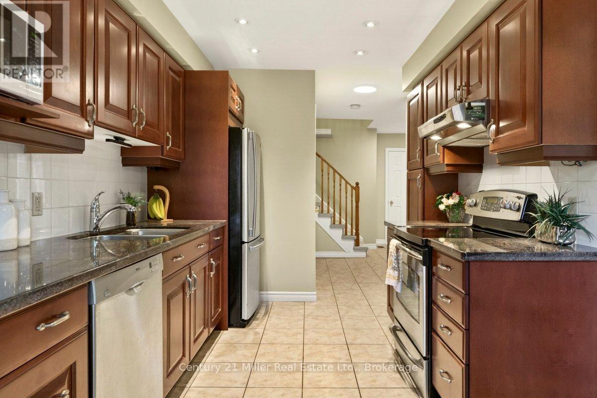 19 - 2006 Glenada Crescent, Oakville, Ontario  L6H 5R9 - Photo 14 - W13430198