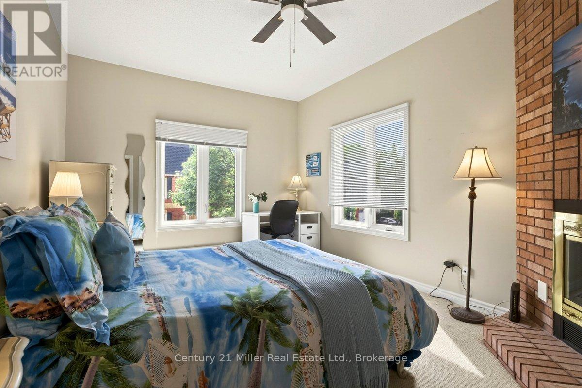 19 - 2006 Glenada Crescent, Oakville, Ontario  L6H 5R9 - Photo 19 - W13430198