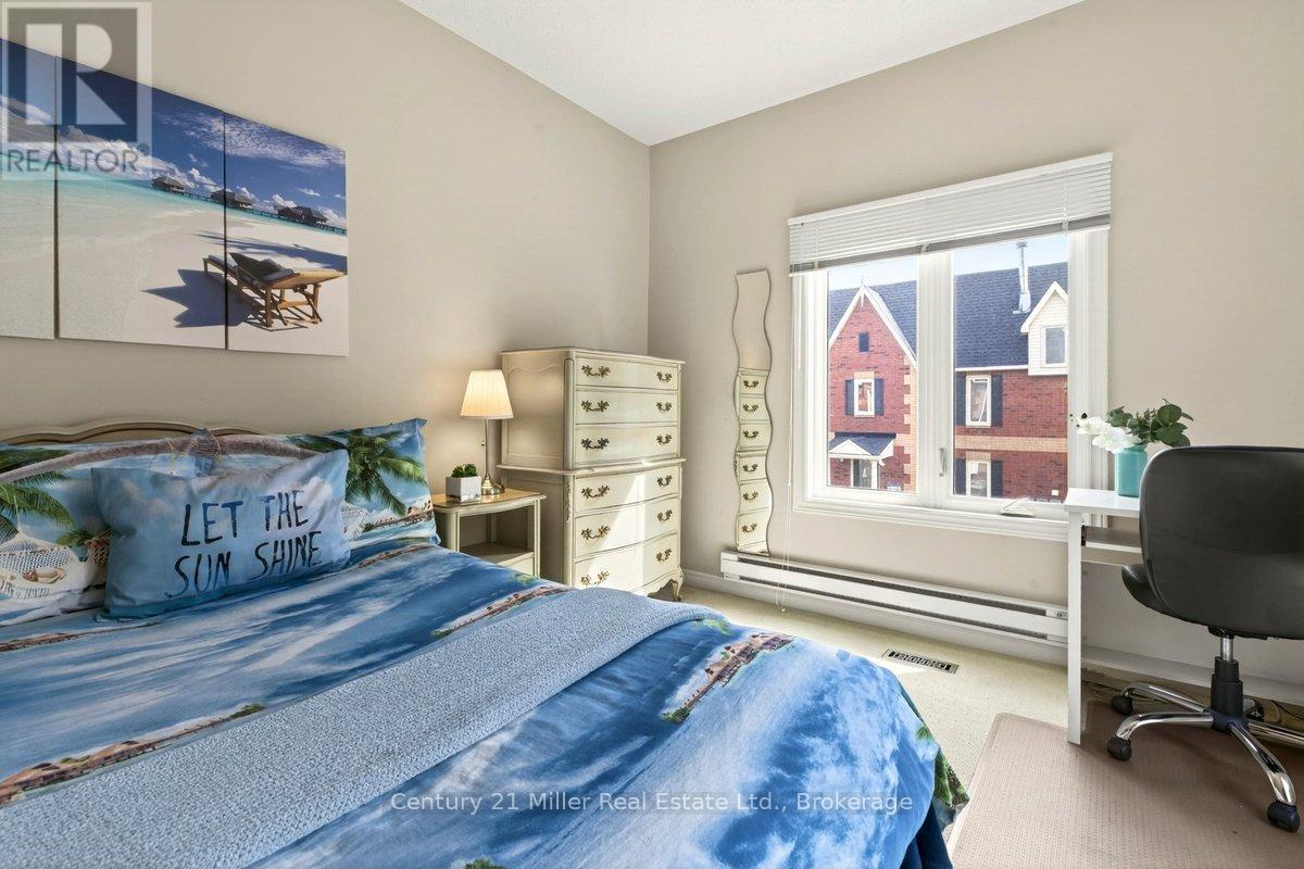 19 - 2006 Glenada Crescent, Oakville, Ontario  L6H 5R9 - Photo 20 - W13430198
