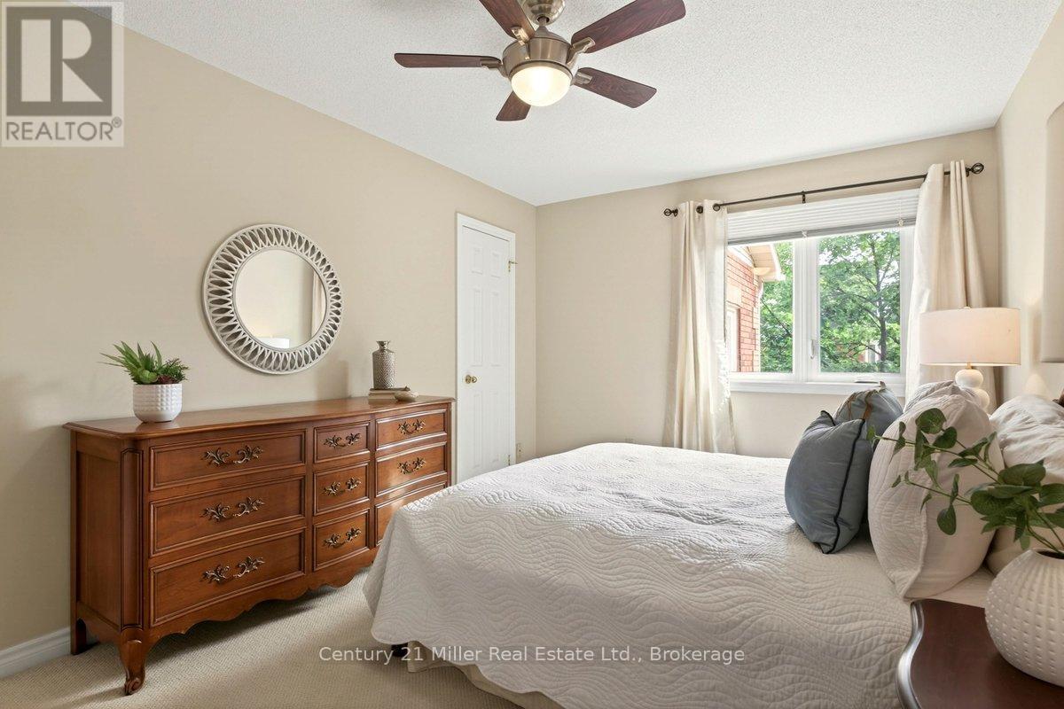 19 - 2006 Glenada Crescent, Oakville, Ontario  L6H 5R9 - Photo 29 - W13430198