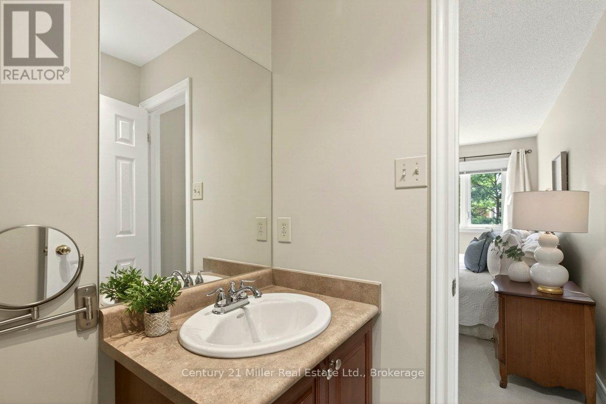 19 - 2006 Glenada Crescent, Oakville, Ontario  L6H 5R9 - Photo 32 - W13430198