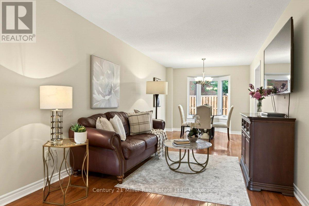 19 - 2006 Glenada Crescent, Oakville, Ontario  L6H 5R9 - Photo 7 - W13430198