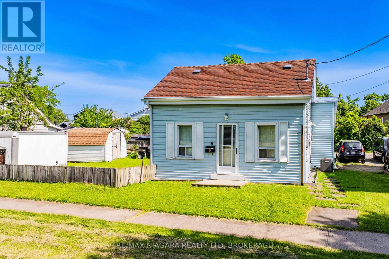 5 BIRCH STREET, St. Catharines, Ontario