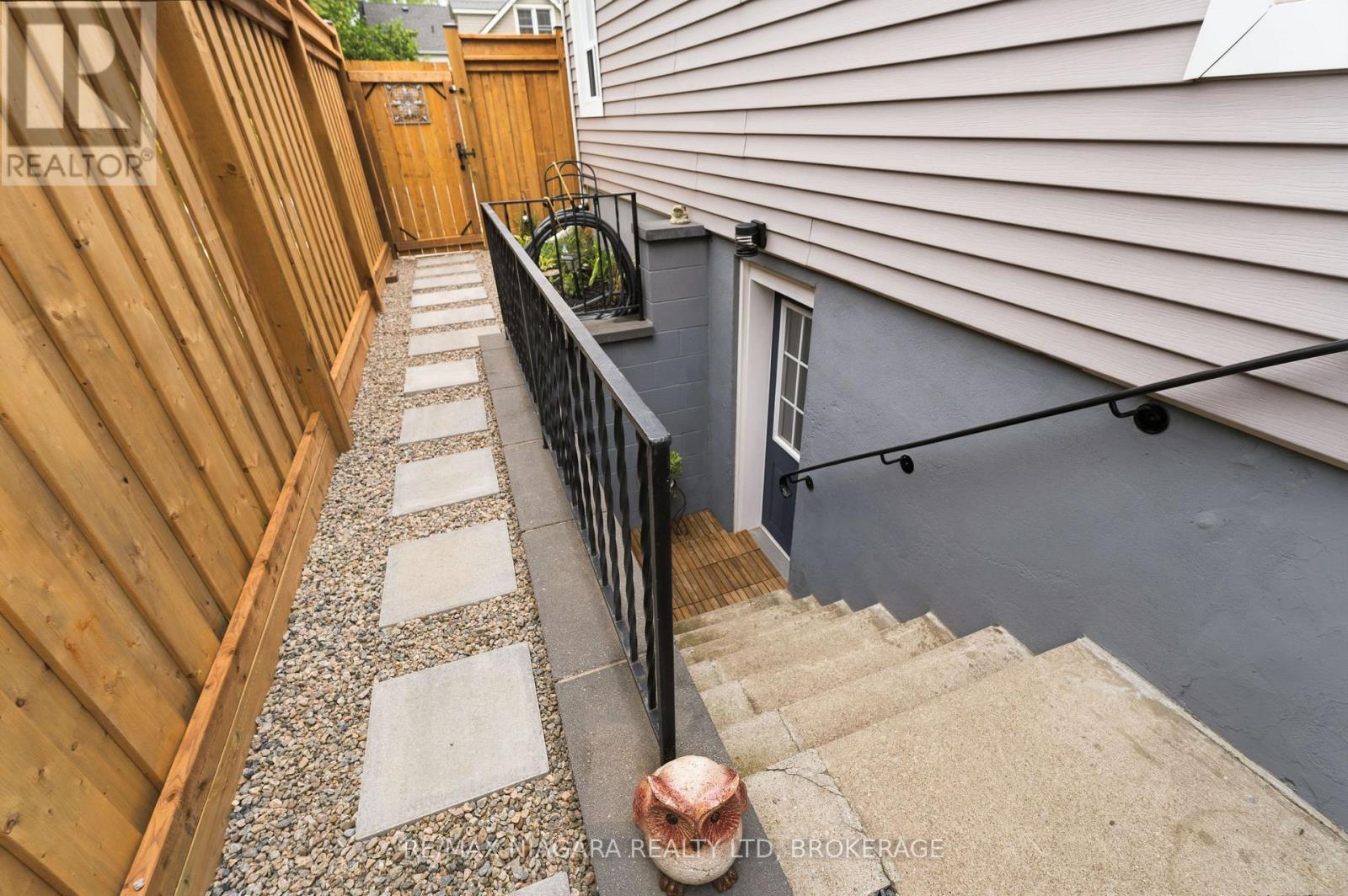 29 Johnston Street, St. Catharines, Ontario  L2N 5K7 - Photo 22 - X13430182