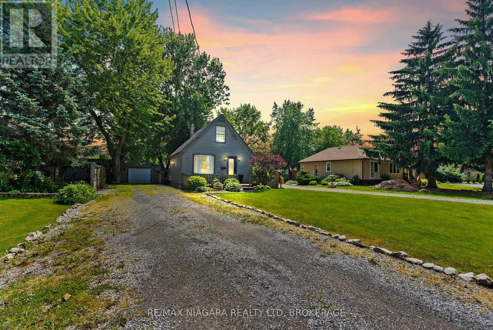 71 Quaker Road, Welland, Ontario  L3C 3G3 - Photo 2 - X13430194