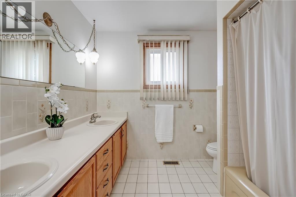 7 Oakland Drive, Hamilton, Ontario  L8E 3R4 - Photo 17 - 40838840
