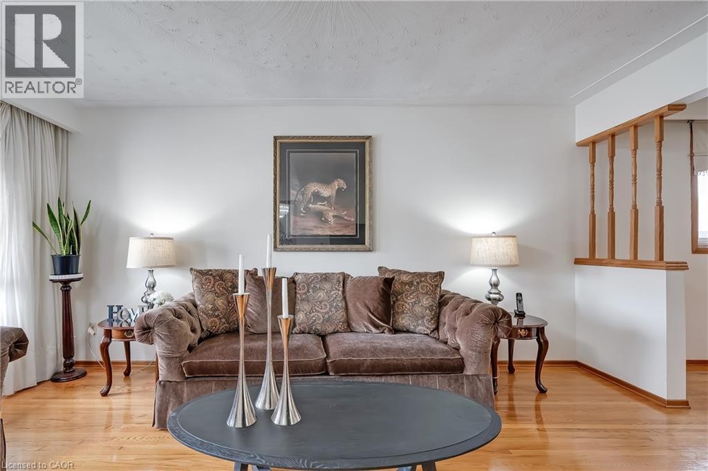 7 Oakland Drive, Hamilton, Ontario  L8E 3R4 - Photo 6 - 40838840