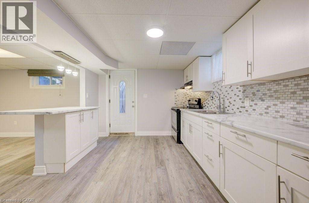 582 Chamberlain Road, Burlington, Ontario  L7L 2V5 - Photo 29 - 40834391