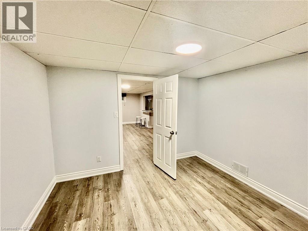 582 Chamberlain Road, Burlington, Ontario  L7L 2V5 - Photo 39 - 40834391