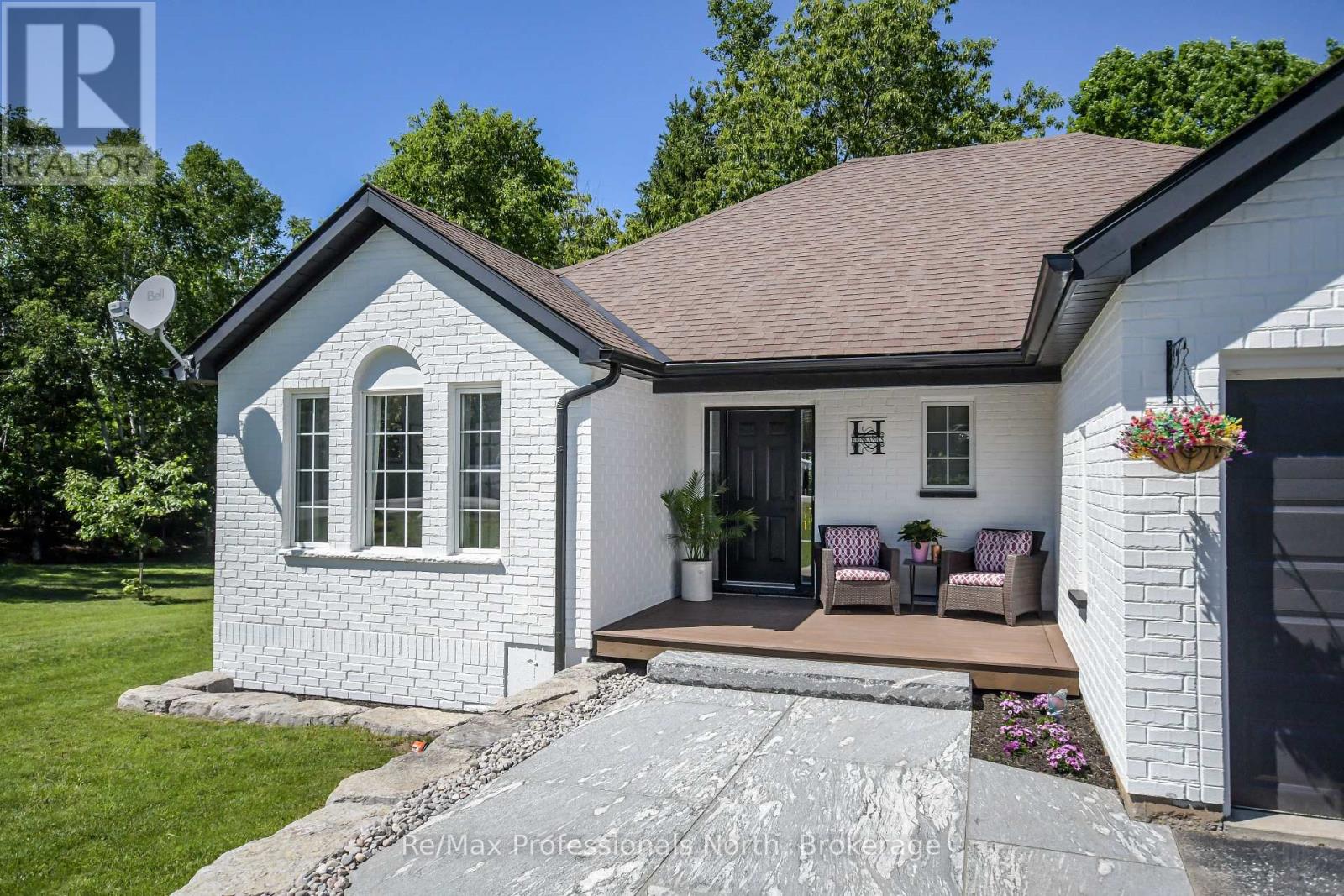 424 Alexander Street, Gravenhurst, Ontario  P1P 1A3 - Photo 2 - X13430132