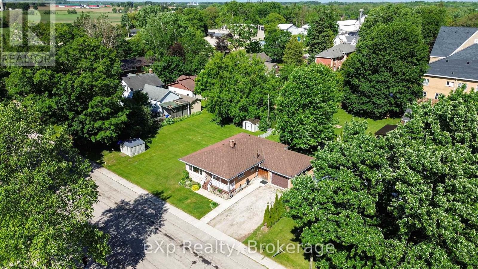 64 RAGLAN STREET W, Minto, Ontario