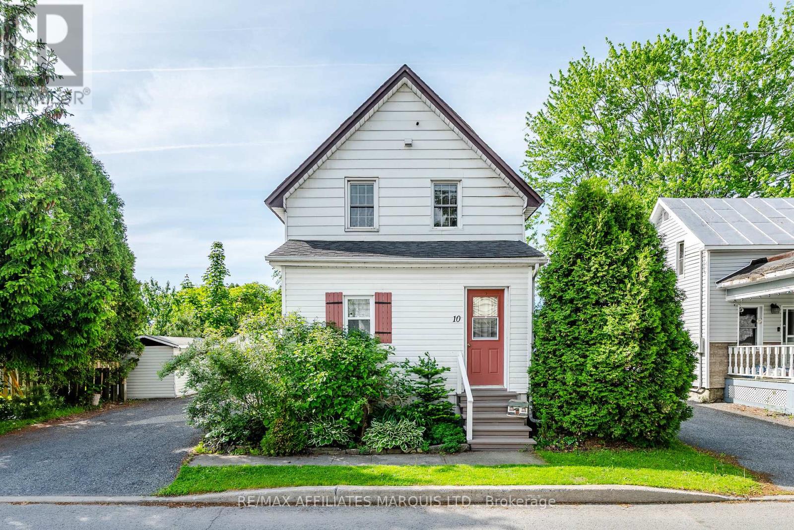 10 Smith Avenue, Cornwall, Ontario  K6J 1E9 - Photo 2 - X13430110